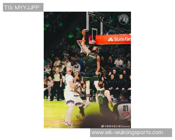 爱德华兹第三节火力全开9中7狂砍21分三节合计31分5篮板表现惊艳